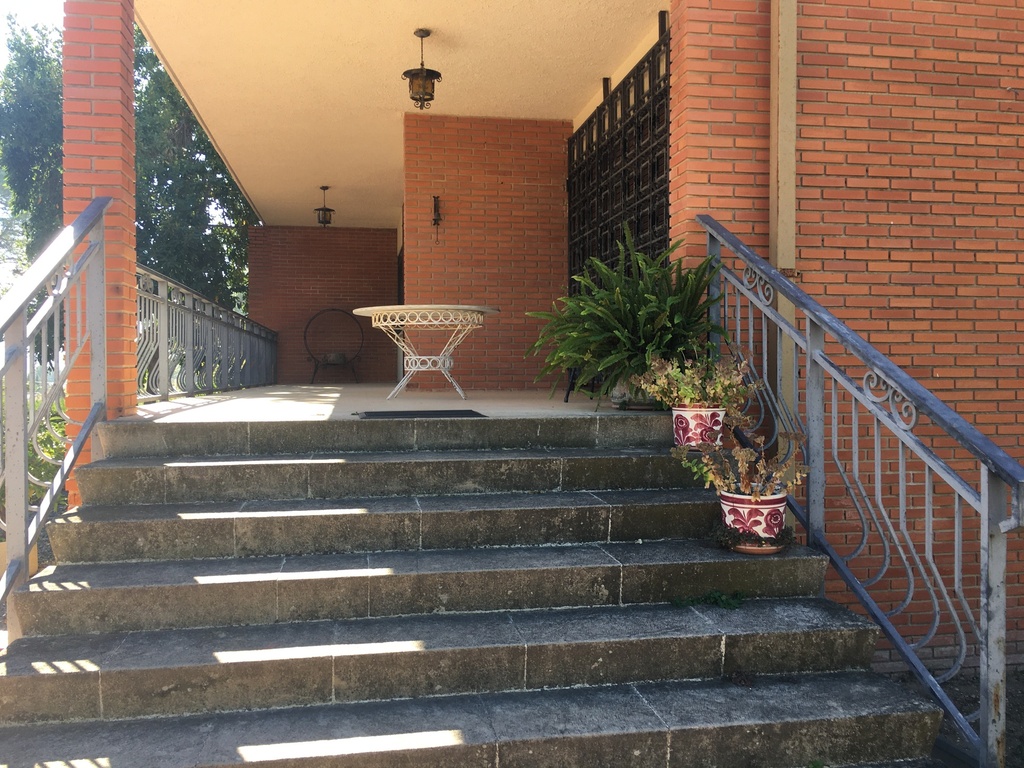 Chalet Ontinyent-Santa Ana