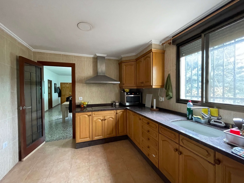 Chalet Ontinyent - Garrofer de L´Hora