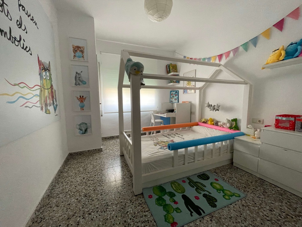 Chalet Ontinyent - Garrofer de L´Hora