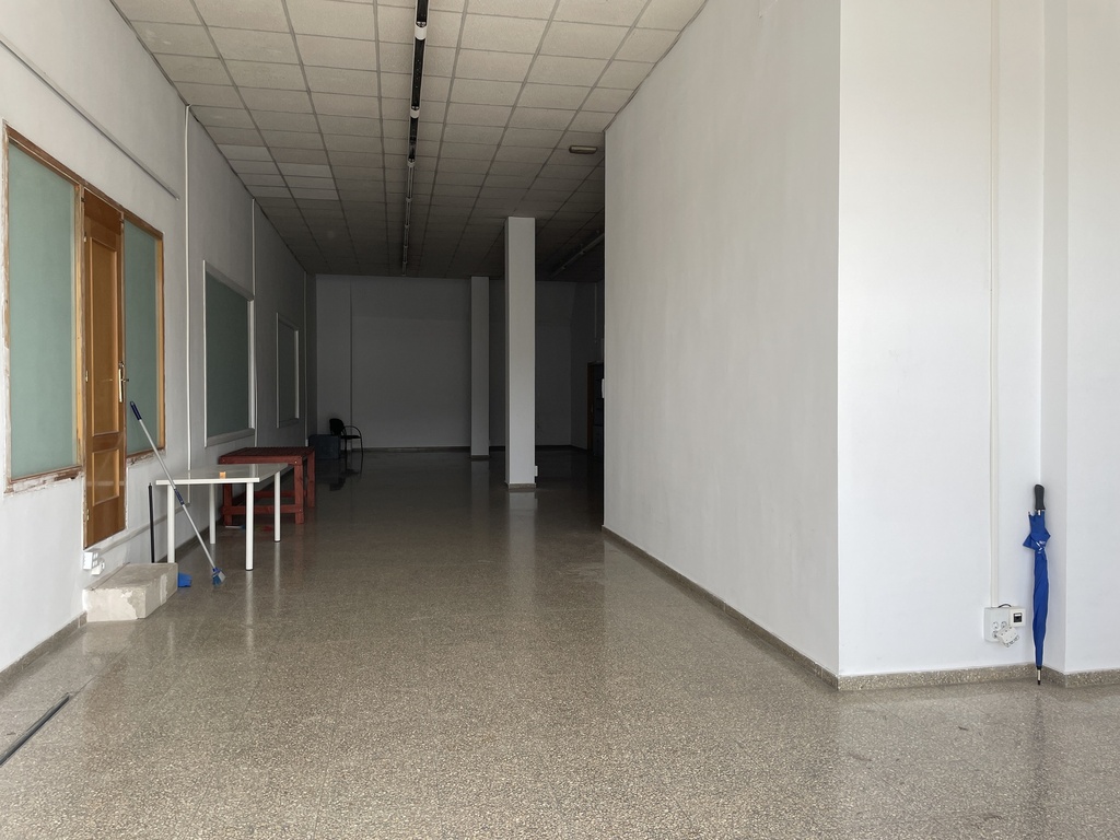 Bajo comercial - Almaig