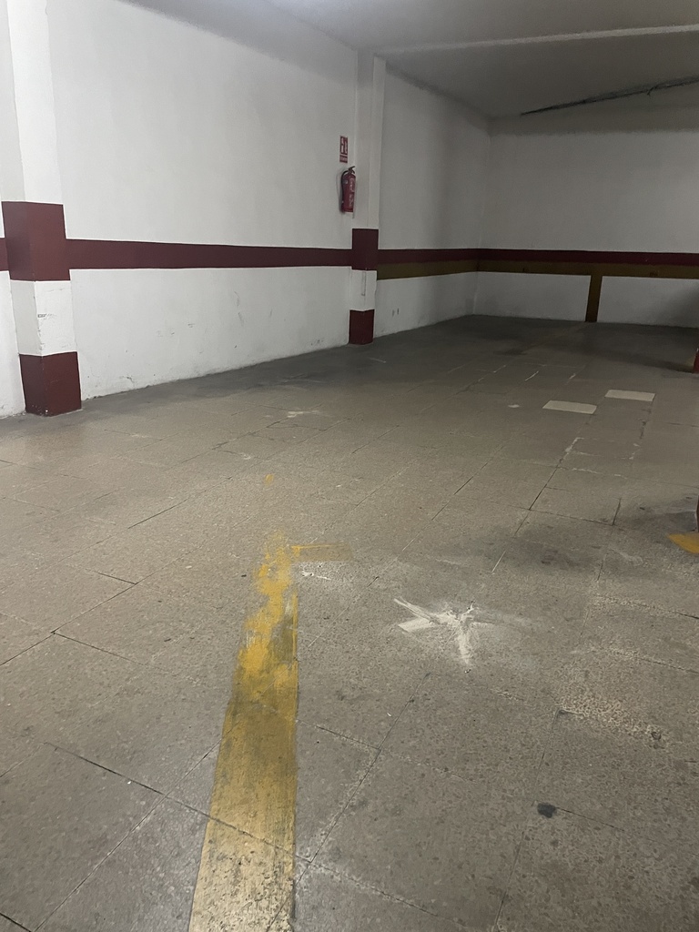 Plaza de Garaje - San José