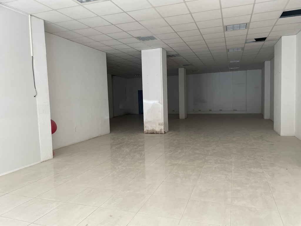 Bajo comercial Ontinyent - San José