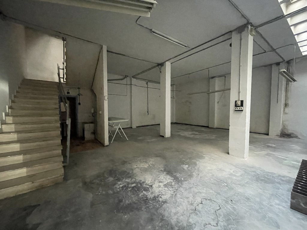 Bajo comercial Ontinyent - San José