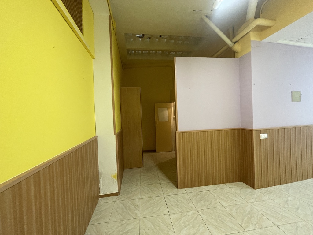 Bajo comercial - San José