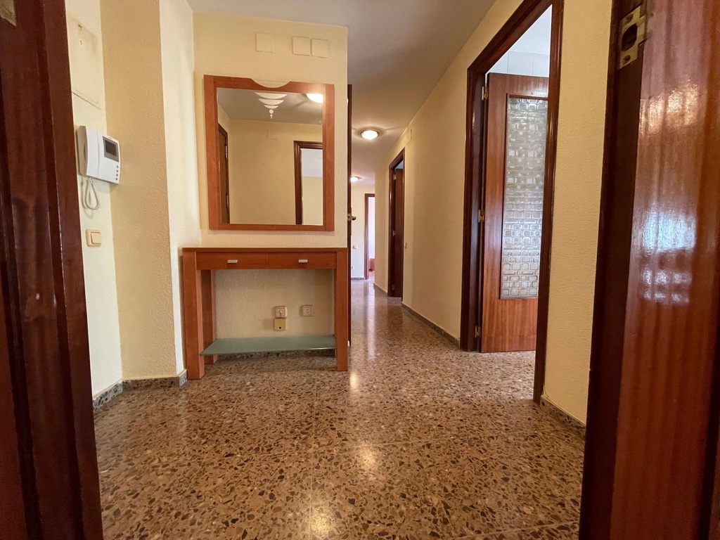 [AL/000599] Piso Ontinyent - Llombo (Ascensor)