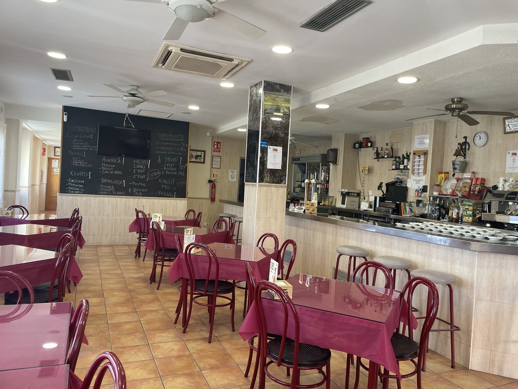 [AL/000622] Bajo Comercial - San Rafael (Calefacción)