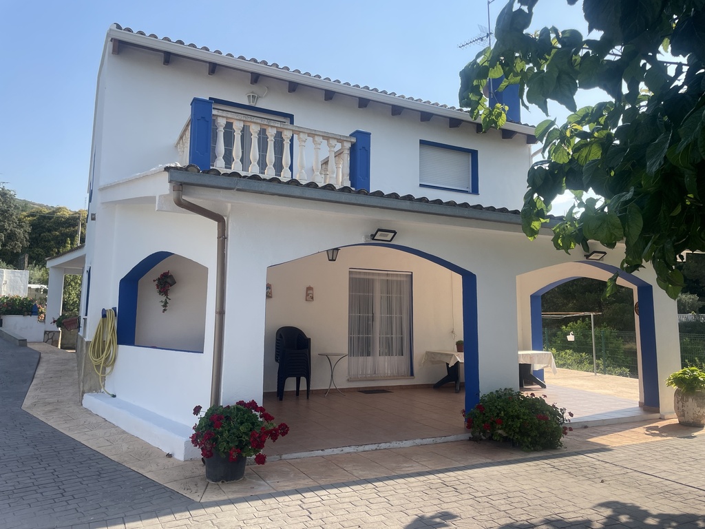 Chalet Ontinyent - zona Farola