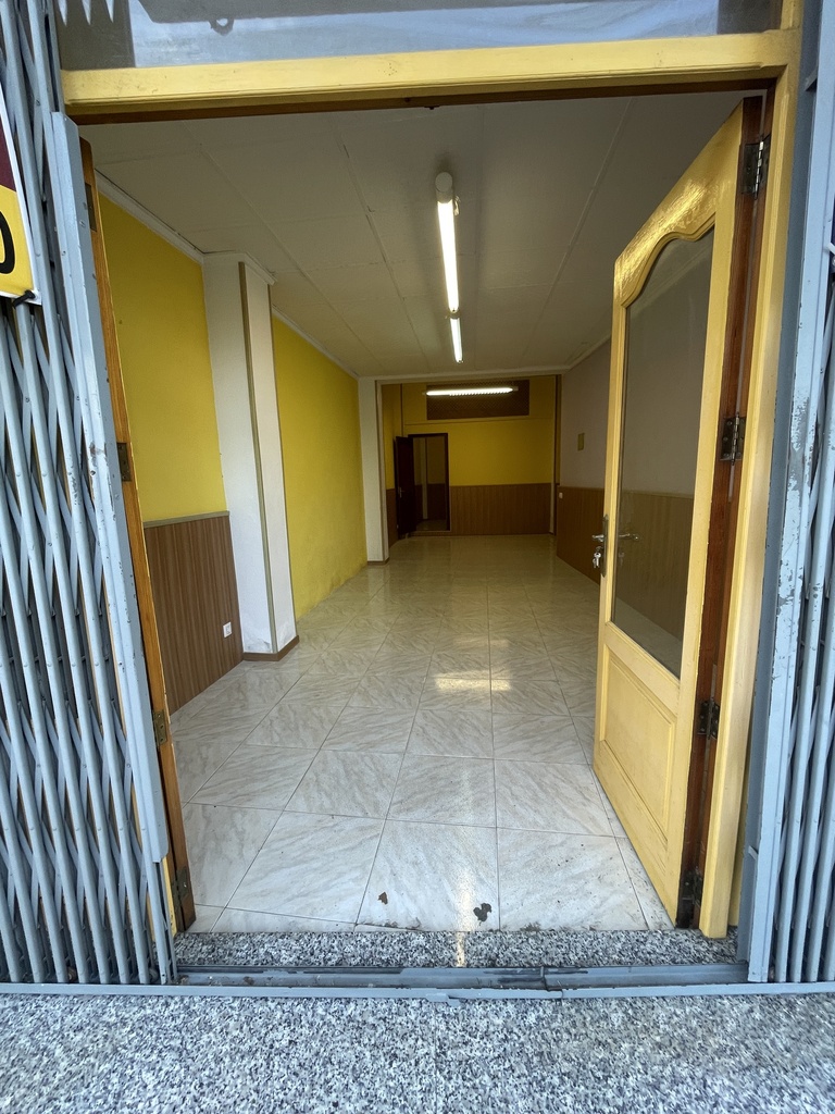 Bajo comercial - San José